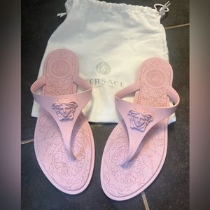 Authentic Versace Medusa Sandals in a baby pink size 38 (fits like a 7-7.5)